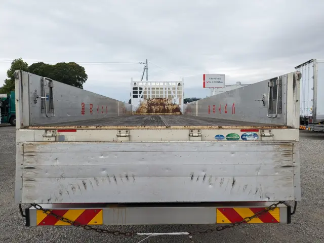 ＵＤ クオン QPG-CD5ZA(6x2)の写真9