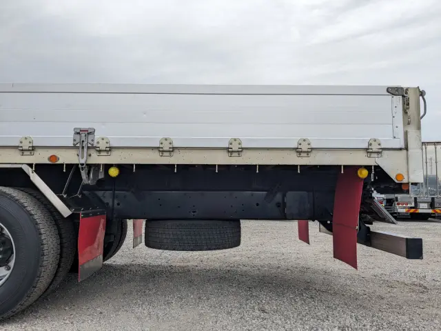 ＵＤ クオン QPG-CD5ZA(6x2)の写真20