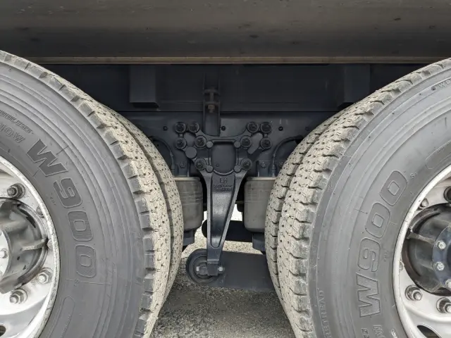 ＵＤ クオン QPG-CD5ZA(6x2)の写真22