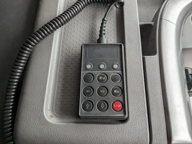 ＵＤ クオン QPG-CD5ZA(6x2)の写真37