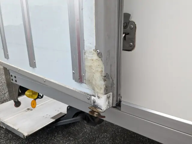 いすゞ フォワード TKG-FRR90S2(2WD)の写真34