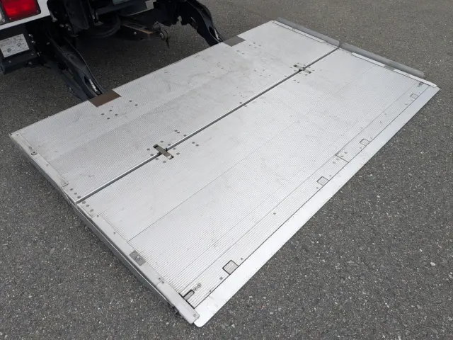 日野 レンジャー 2KG-FD2ABG(2WD)の写真10