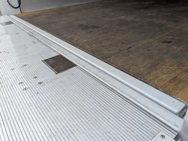 日野 レンジャー 2KG-FD2ABG(2WD)の写真15