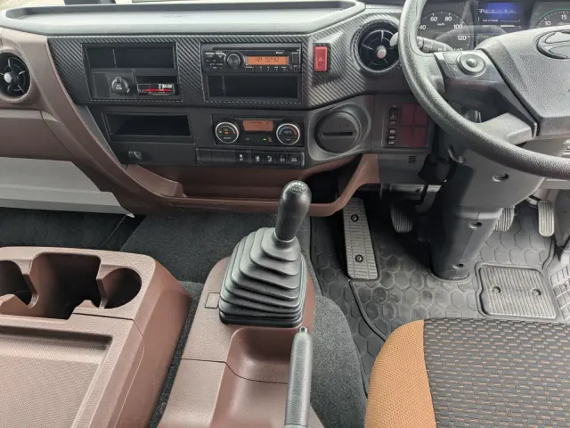 日野 レンジャー 2KG-FD2ABG(2WD)の写真39