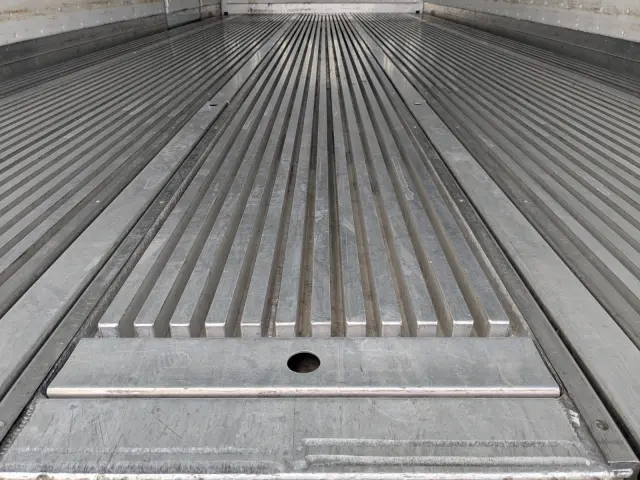 日野 レンジャー 2KG-FD2ABG(2WD)の写真18