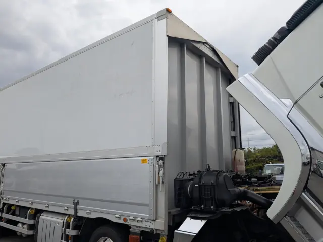 三菱 スーパーグレート 2PG-FS74HZ(8x4)の写真44