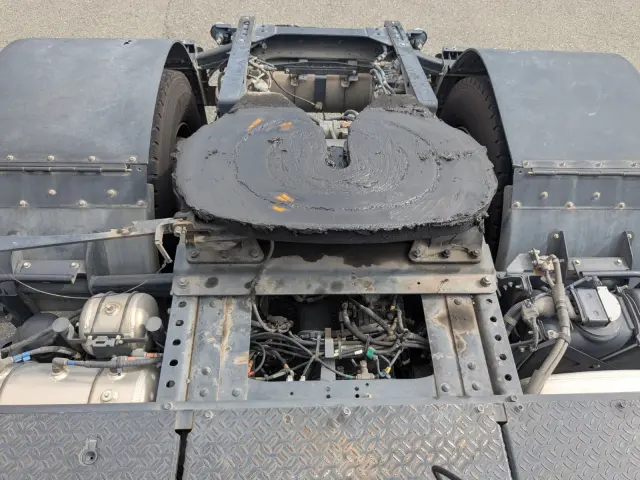 いすゞ ギガ QKG-EXD52BD(2WD)の写真18