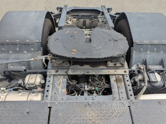 いすゞ ギガ QKG-EXD52BD(2WD)の写真19