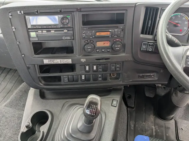 いすゞ ギガ QKG-EXD52BD(2WD)の写真23