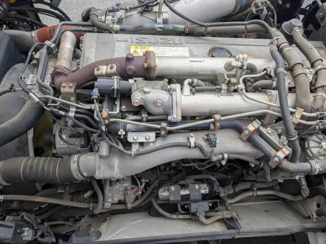 いすゞ ギガ QKG-EXD52BD(2WD)の写真28