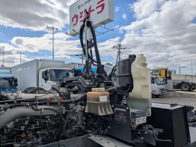 いすゞ ギガ QKG-EXD52BD(2WD)の写真29