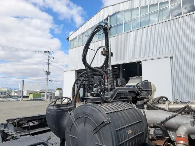 いすゞ ギガ QKG-EXD52BD(2WD)の写真31