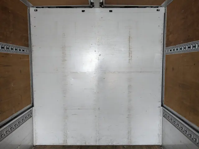 いすゞ フォワード LPG-FTR90T2(2WD)の写真17