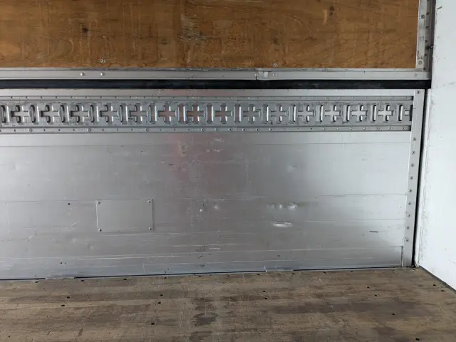 いすゞ フォワード LPG-FTR90T2(2WD)の写真20