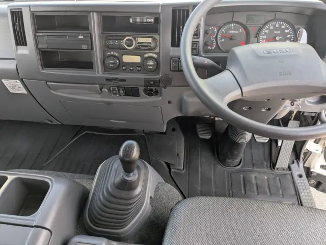 いすゞ フォワード LPG-FTR90T2(2WD)の写真37