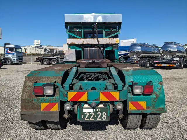 日野 プロフィア QDG-SS1EKDA(6x4)の写真6