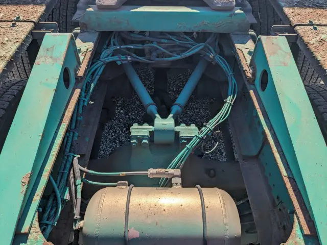 日野 プロフィア QDG-SS1EKDA(6x4)の写真10