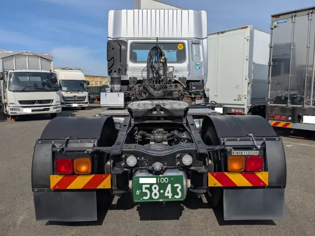 UD クオン QKG-GK6XAD(2WD)の写真6