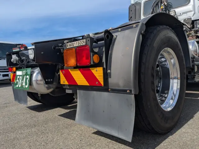 UD クオン QKG-GK6XAD(2WD)の写真8