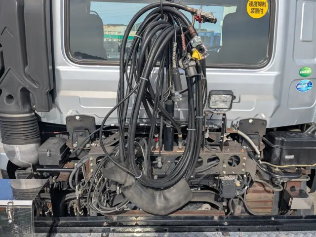 UD クオン QKG-GK6XAD(2WD)の写真14