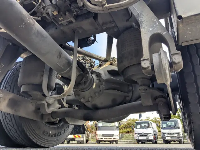 UD クオン QKG-GK6XAD(2WD)の写真17