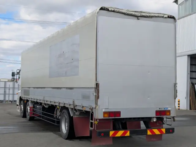 日野 プロフィア QPG-FN1AWDA(6x2)の写真4