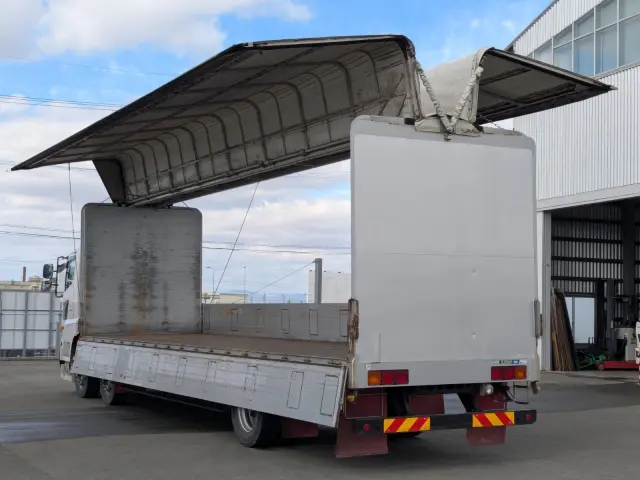 日野 プロフィア QPG-FN1AWDA(6x2)の写真20