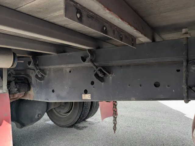 日野 プロフィア QPG-FN1AWDA(6x2)の写真24