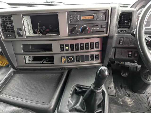 日野 プロフィア QPG-FN1AWDA(6x2)の写真29