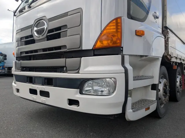 日野 プロフィア QPG-FN1AWDA(6x2)の写真39