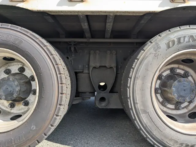 日野 プロフィア QKG-FW1EXBG(8x4)の写真12