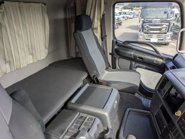 日野 プロフィア QKG-FW1EXBG(8x4)の写真34