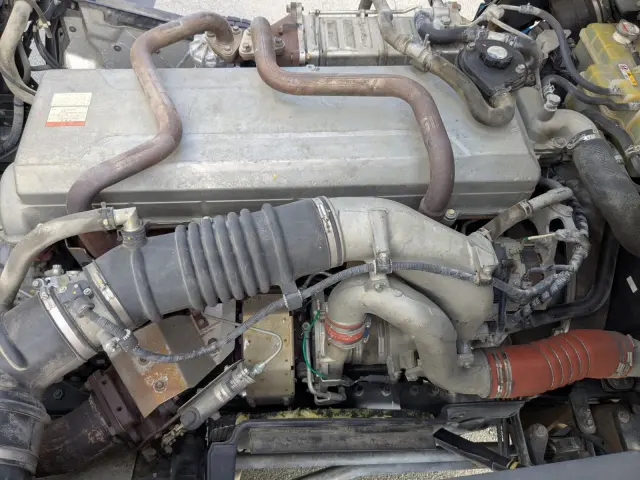 日野 プロフィア QKG-FW1EXBG(8x4)の写真43