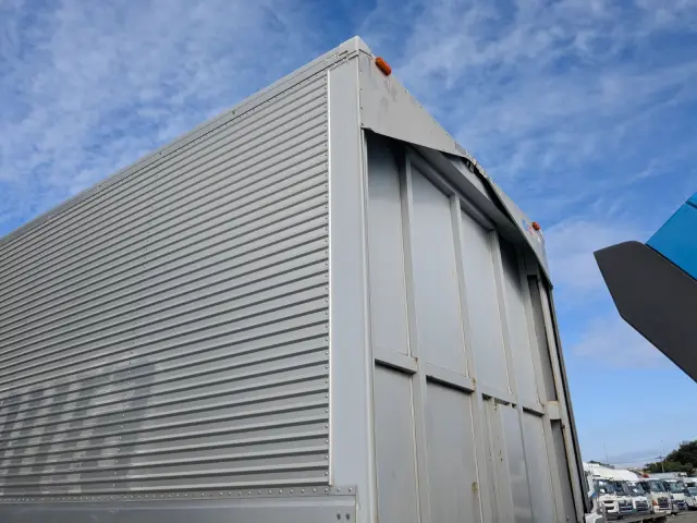 日野 プロフィア QKG-FW1EXBG(8x4)の写真44