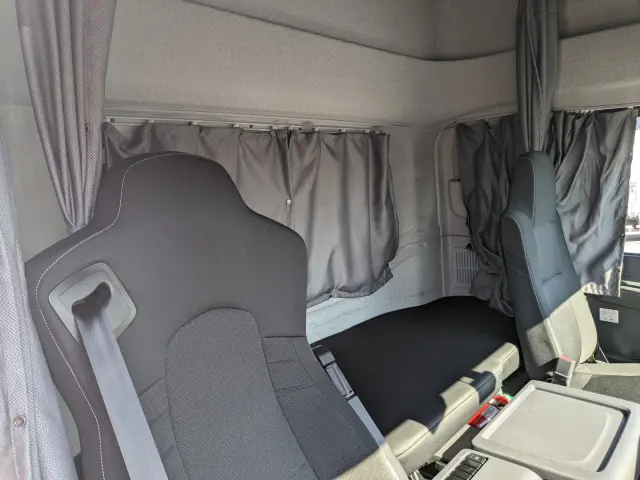 いすゞ ギガ 2PG-CYJ77C(8x4)の写真43