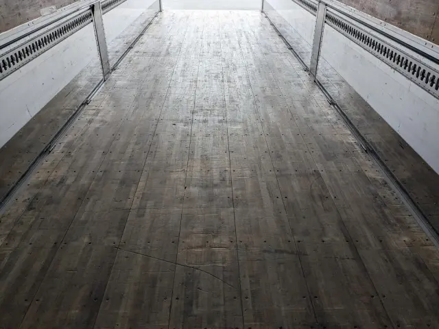 いすゞ ギガ 2PG-CYJ77C(8x4)の写真19