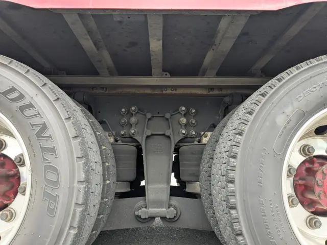 いすゞ ギガ 2PG-CYJ77C(8x4)の写真31