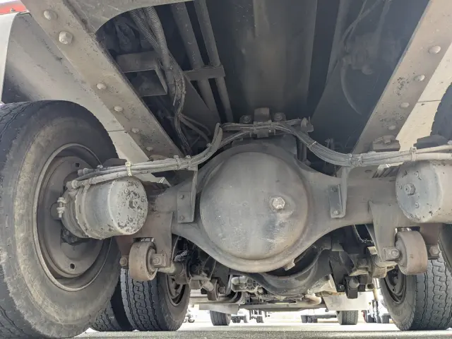 UD クオン QDG-PW39L(6x4)の写真36