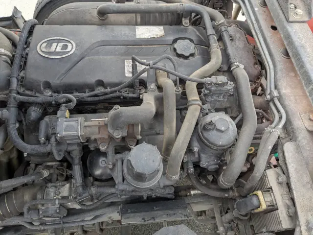 UD クオン QDG-PW39L(6x4)の写真41