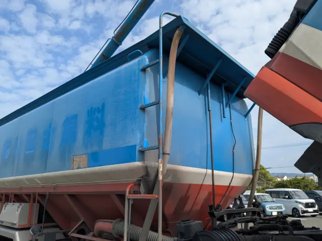 UD クオン QDG-PW39L(6x4)の写真43
