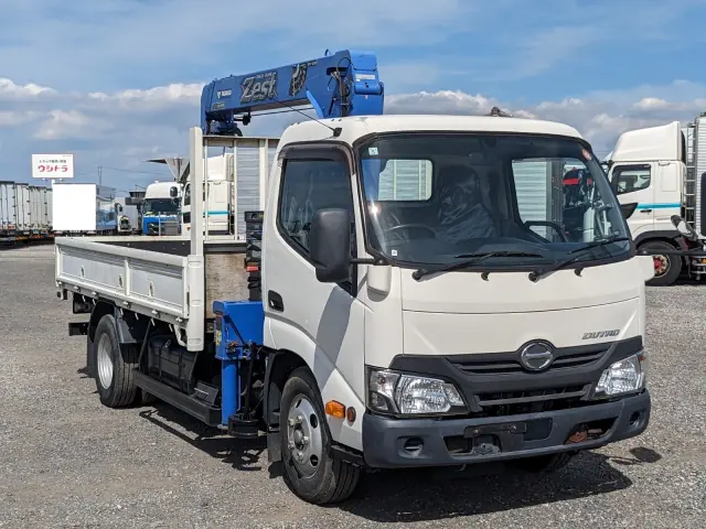 日野 デュトロ TPG-XZU650M(2WD)の写真2