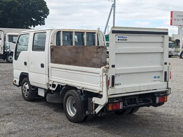 いすゞ エルフ TPG-NJR85A(2WD)の写真3