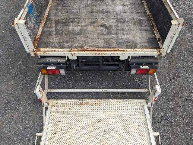 いすゞ エルフ TPG-NJR85A(2WD)の写真11