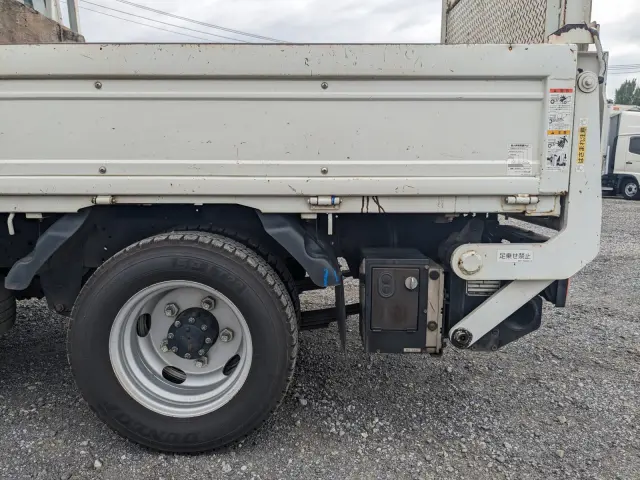 いすゞ エルフ TPG-NJR85A(2WD)の写真18
