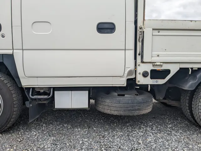 いすゞ エルフ TPG-NJR85A(2WD)の写真22