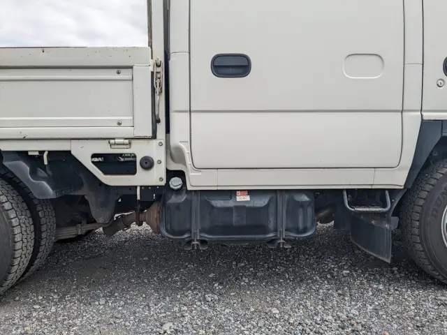いすゞ エルフ TPG-NJR85A(2WD)の写真29