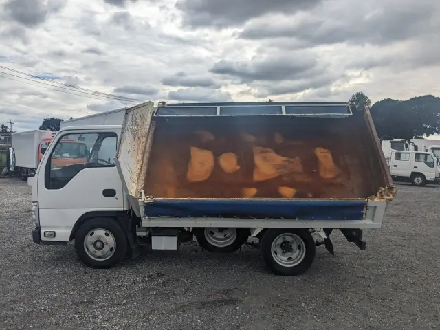 いすゞ エルフ TPG-NKR85AN(2WD)の写真37