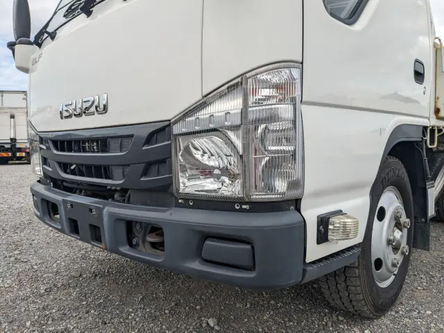 いすゞ エルフ TPG-NKR85AN(2WD)の写真25