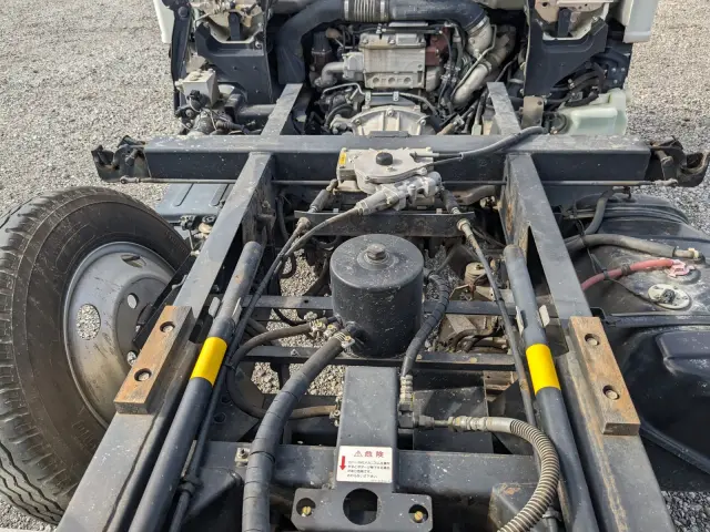 いすゞ エルフ TPG-NKR85AN(2WD)の写真33