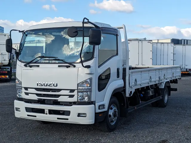 いすゞ フォワード 2RG-FRR90S1(2WD)の写真1